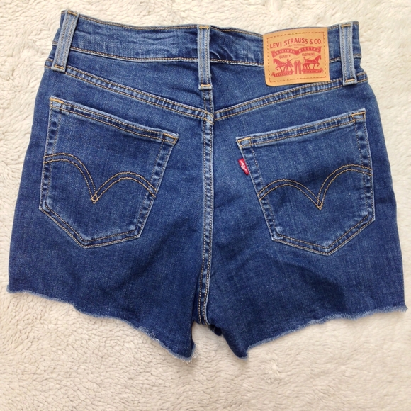 Levi's | High Rise Jean Shorts | Size 27 - Picture 2 of 6